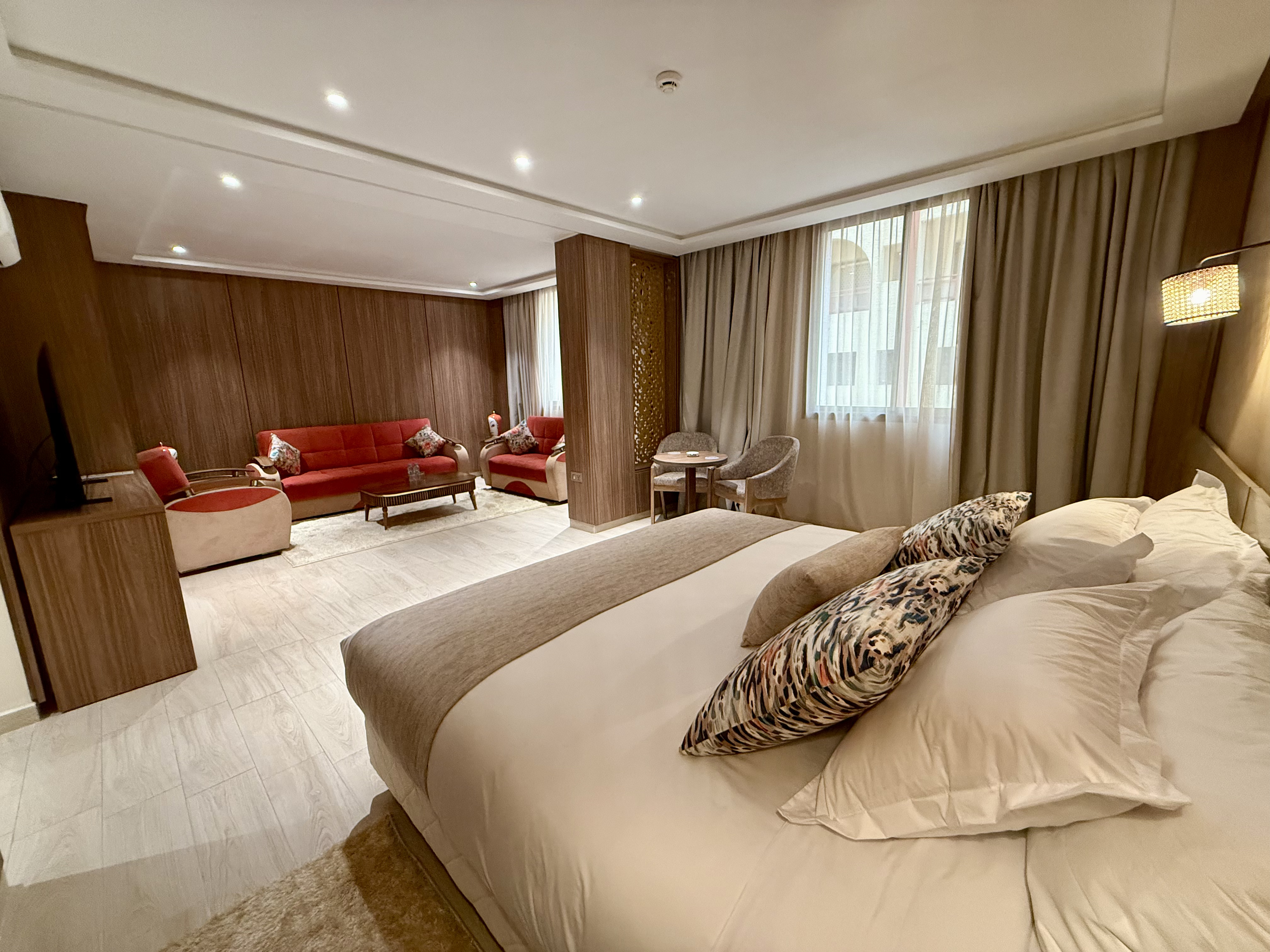 Suite Image 1